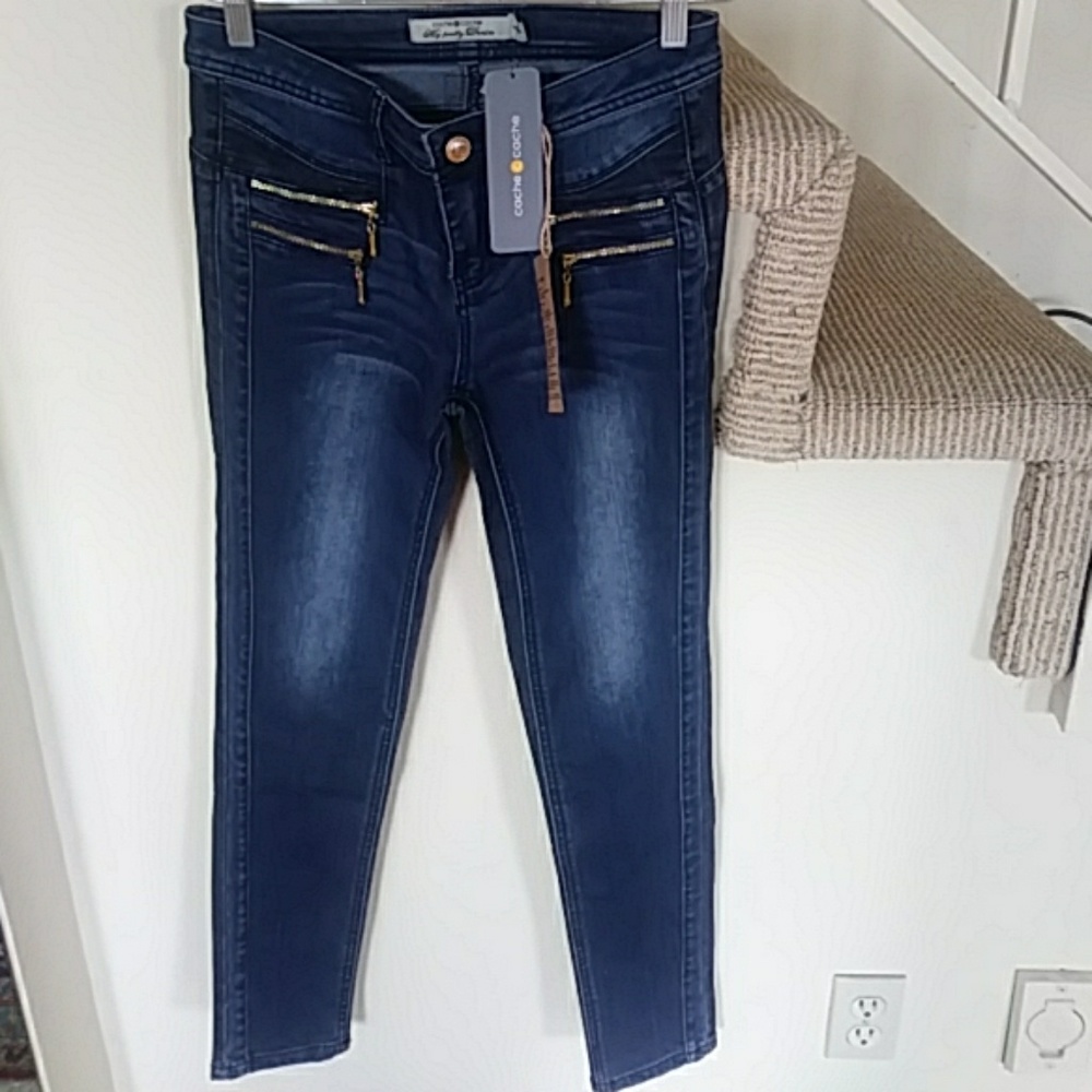Skinny cigarette leg jeans. NWT